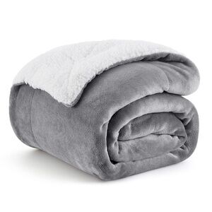 Cozy Gray Sherpa Fleece Blanket